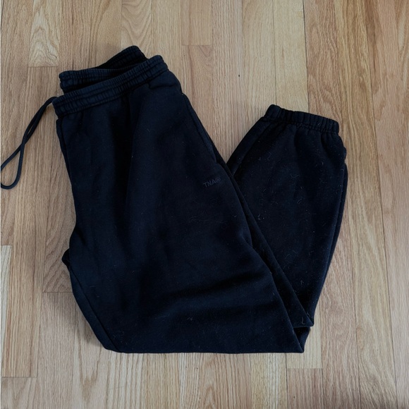 Aritzia Pants - Aritzia TNA Cozy Sweatfleece Mega Jogger size M